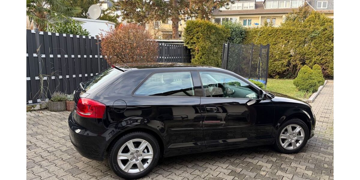 Audi A3 198.103 km 4.590 &euro; Leverkusen 51379