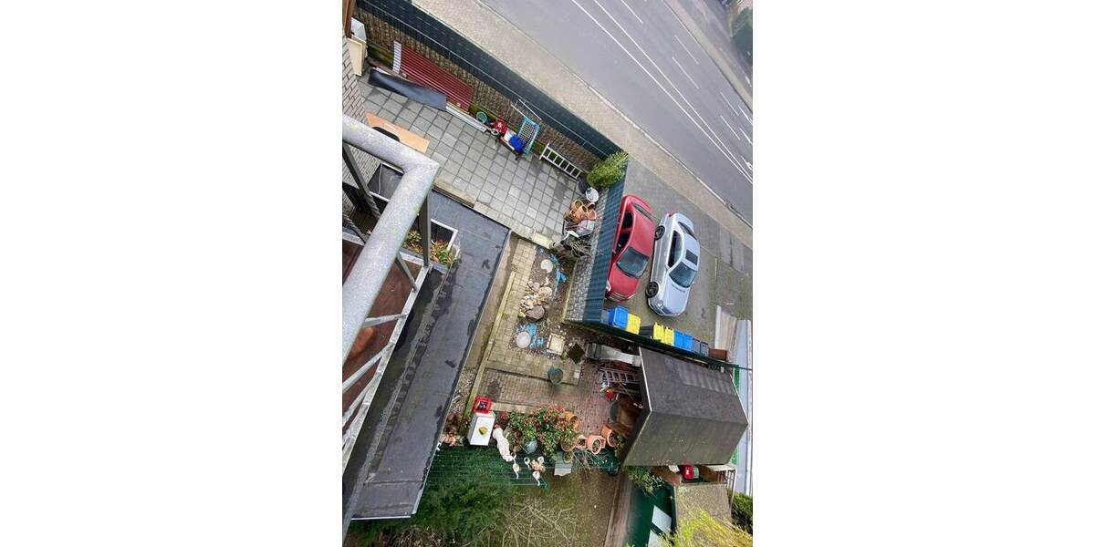 ***Schönes und geräumiges Einfamilienhaus*** 6 zimmer