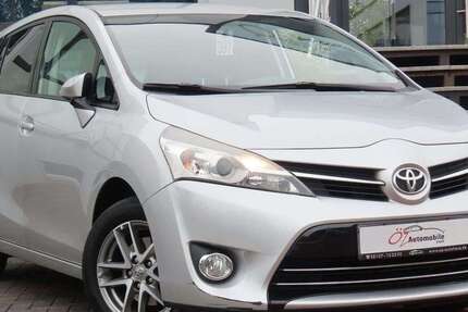 Toyota Verso 173.314 km 8.900 &euro; Neuss 41469