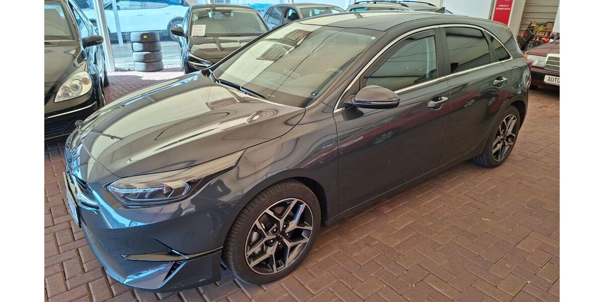 Kia ceed / Ceed 13.800 km 22.950 &euro; Wülfrath 42489