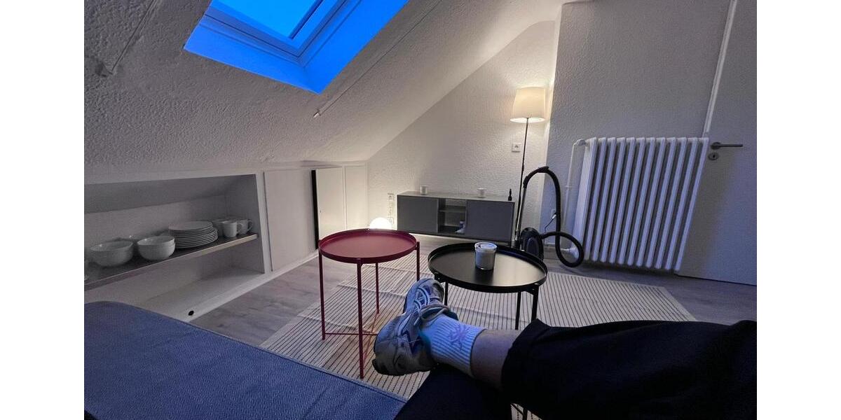 Möblierte Wohnung im 5-Parteienhaus mit Gemeinschaftsterrasse 1 zimmer