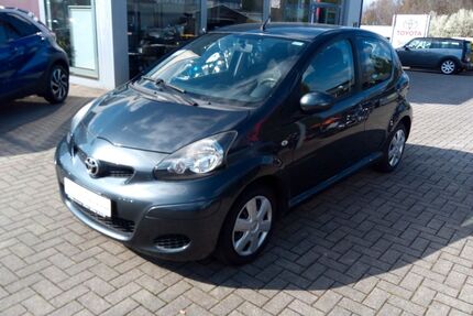 Toyota Aygo (X) 116.000 km 1.550 &euro; Ratingen 40882