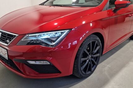 Seat Leon 97.972 km 15.880 &euro; Mönchengladbach 41061