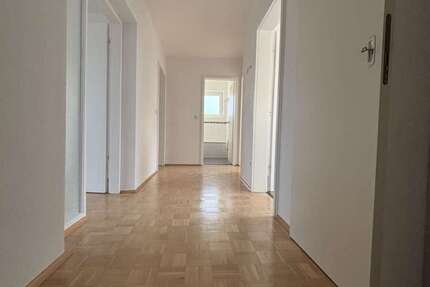 Wohnung zum Mieten in Essen 700 € 75 m² 3.5 zimmer