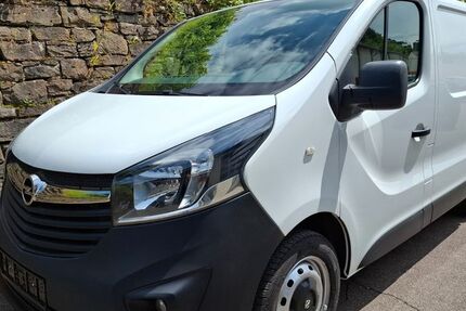 Opel Vivaro 89.000 km 14.700 &euro; Mülheim an der Ruhr 45481
