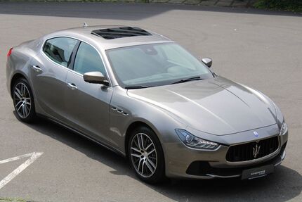 Maserati Ghibli 18.046 km 33.490 &euro; Düsseldorf 40233