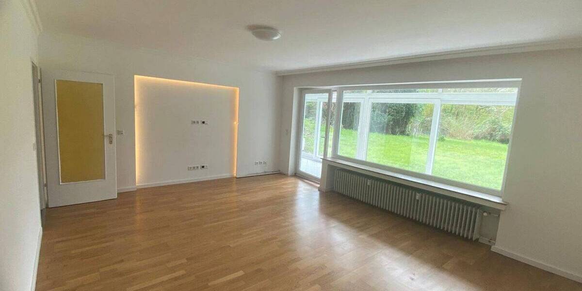 Etagenwohnung Düsseldorf Lohausen - 2 Zimmer, 77 m&sup2;, 1.400&euro; | Angebot:26933027