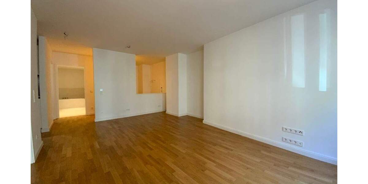 Etagenwohnung Düsseldorf Altstadt - 2 Zimmer, 62 m&sup2;, 1.000&euro; | Angebot:25664634