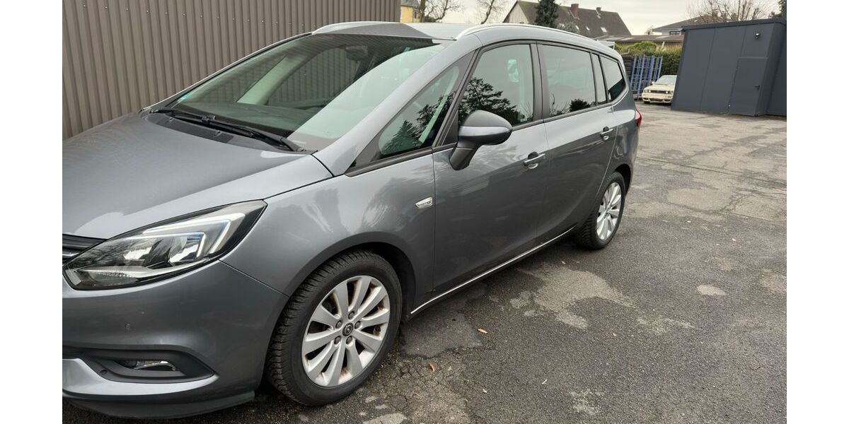 Opel Zafira 129.000 km 9.290 &euro; Mülheim 45479