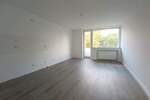 Düsseldorf-Oberbilk, Heerstraße 27 - Komplett sanierte Wohnung mit 2 Balkonen + Küchenzeile ab Oktober zu mieten !!
