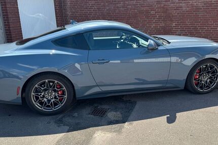 Ford Mustang 3.250 km 49.800 &euro; Viersen 41749