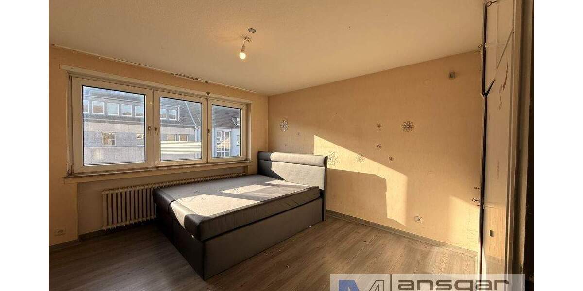 Mehrfamilienhaus, Wohnhaus Mönchengladbach / Heyden Rheydt - 6 Zimmer, 123 m&sup2;, 295.000&euro; | Angebot:25726251