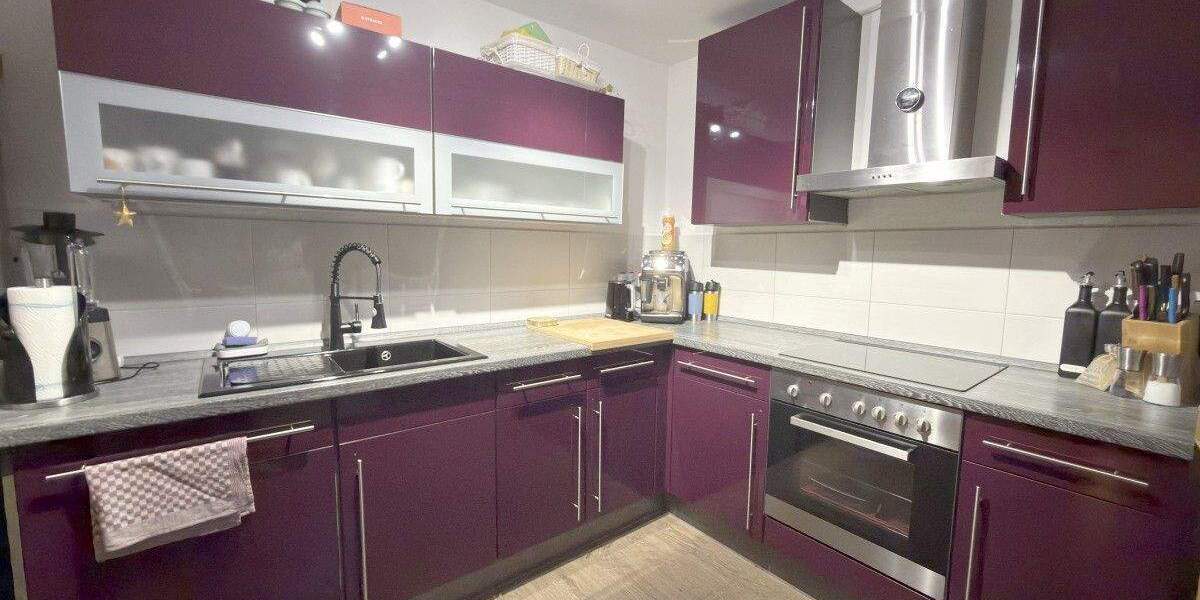 Etagenwohnung Oberhausen Altstadt-Mitte - 3 Zimmer, 113 m&sup2;, 945&euro; | Angebot:25748239