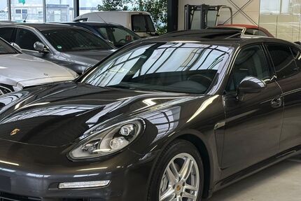 Porsche Panamera 249.000 km 24.500 € Korschenbroich-Glehn bei Düsseldorf 41352