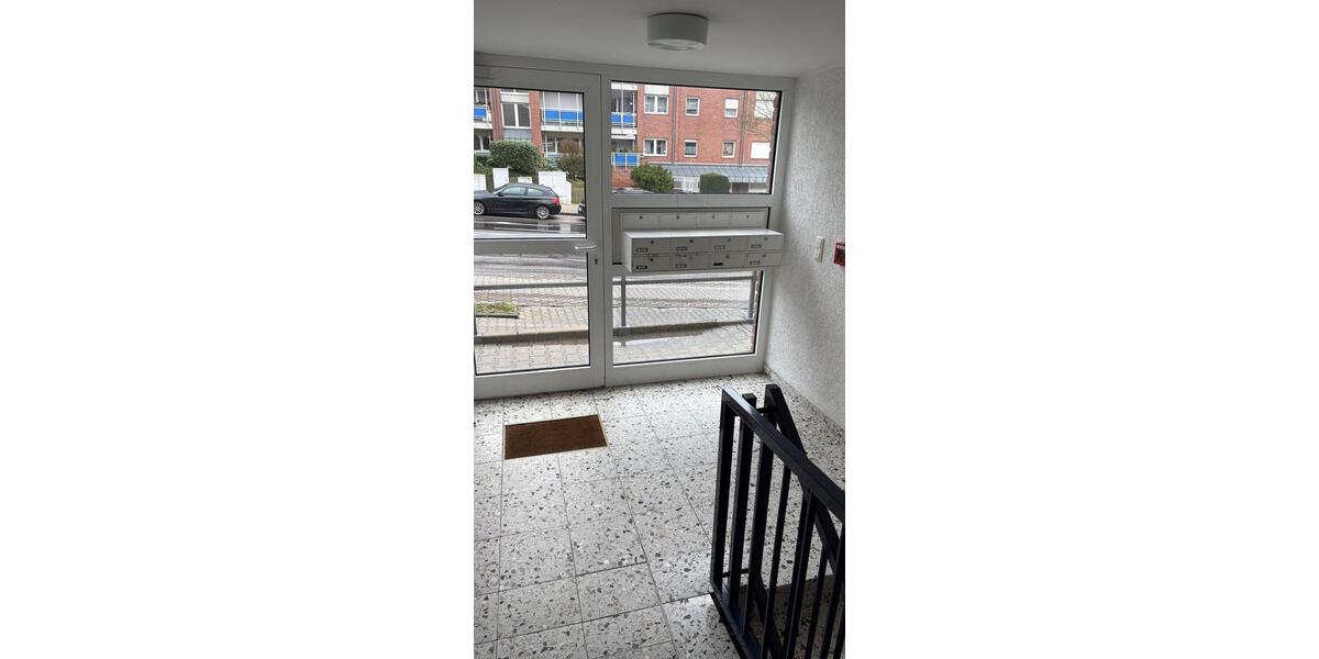 Dachgeschoßwohnung Mönchengladbach Süd - 2 Zimmer, 62 m&sup2;, 610&euro; | Angebot:25433285