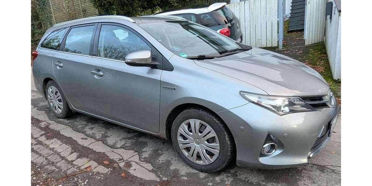 Toyota Auris 189.000 km 9.600 &euro; Wülfrath 42489