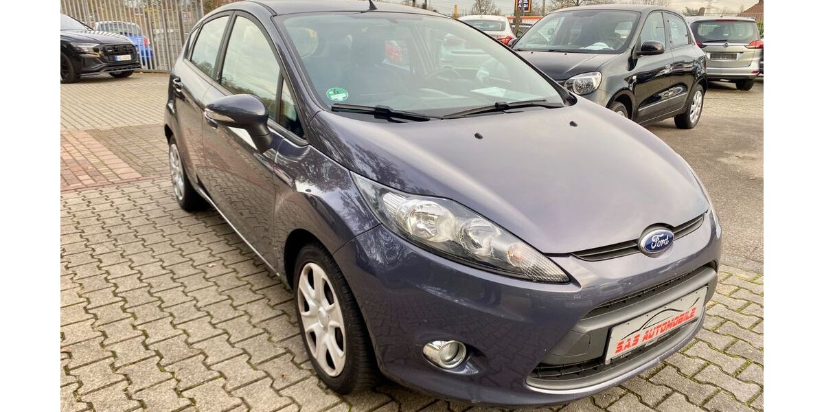 Ford Fiesta 155.520 km 4.000 &euro; Moers 47445