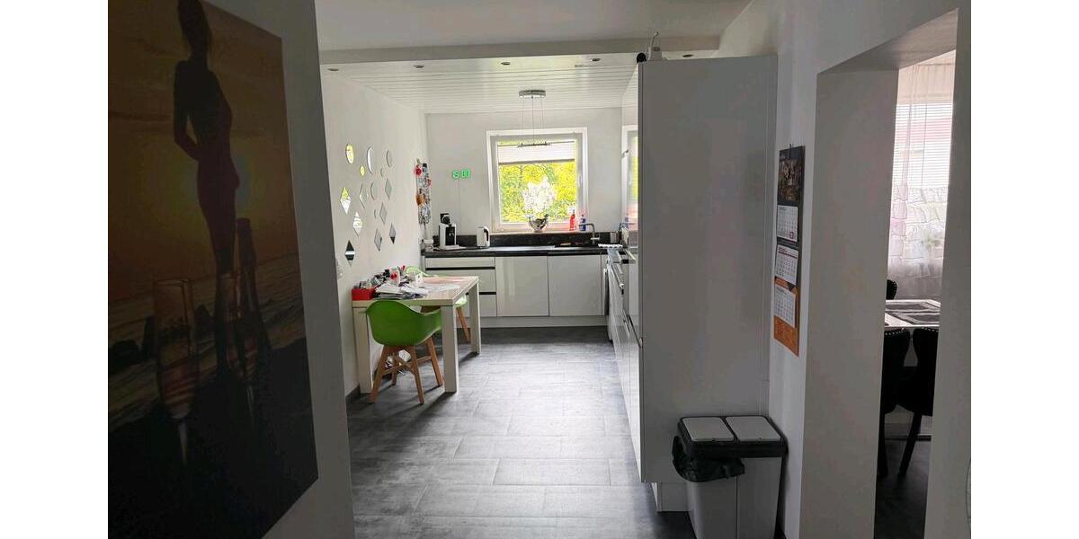Etagenwohnung Duisburg Essenberg - 3 Zimmer, 76 m&sup2;, 170.000&euro; | Angebot:27446987