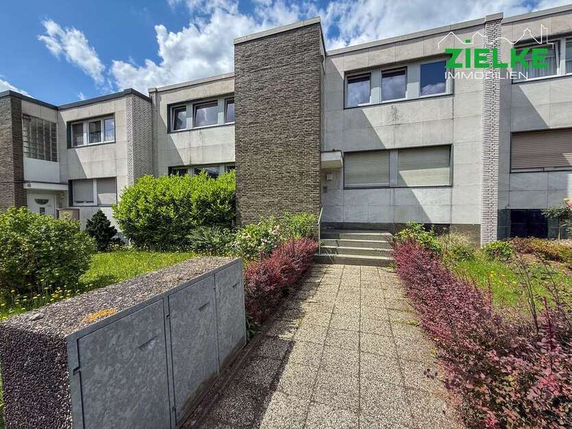 Haus zum Kaufen in Erkrath 695.000 € 251 m²