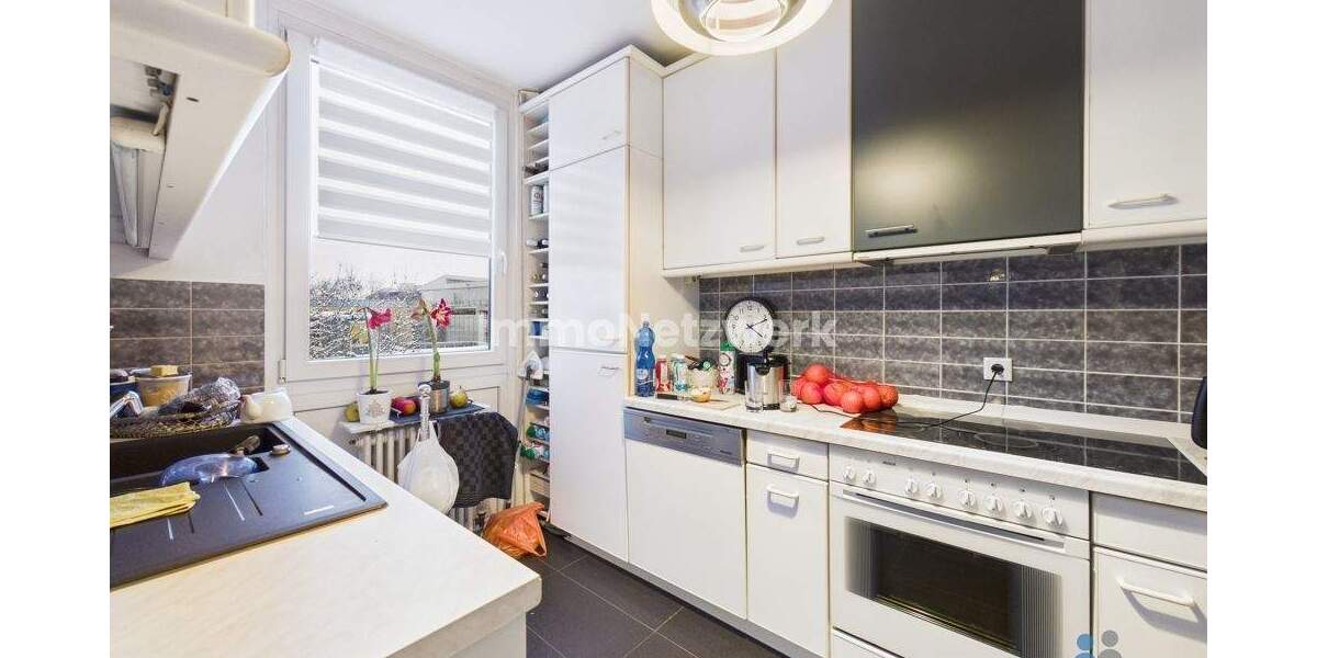 NEU***78 m² große, schicke ETW in TOPLAGE mit Balkon und TG Stellplatz***NEU 3 zimmer