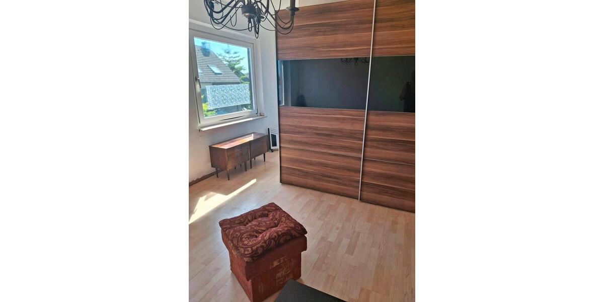 Reihenhaus Jüchen - 5 Zimmer, 135 m&sup2;, 249.000&euro; | Angebot:27075114