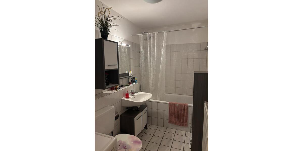Erdgeschoßwohnung Dormagen - 2 Zimmer, 65 m&sup2;, 1.500&euro; | Angebot:26627127