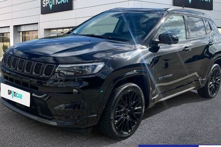 Jeep Compass 84.000 km 35.888 € Düsseldorf 40472