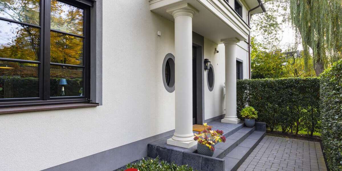 Haus zum Kaufen in Meerbusch 3.190.000 € 302.25 m² 8 zimmer