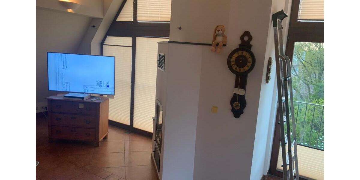 Dachgeschoßwohnung Neuss Gnadental - 5 Zimmer, 177 m&sup2;, 2.250&euro; | Angebot:26384336