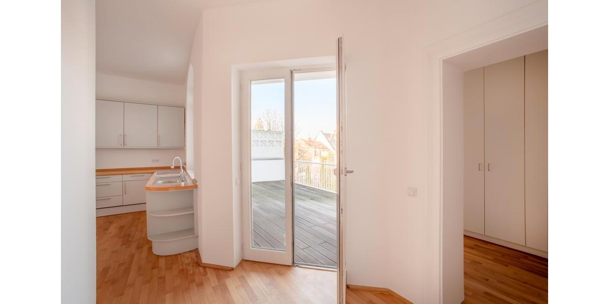 Etagenwohnung Düsseldorf Niederkassel - 3 Zimmer, 133 m&sup2;, 2.850&euro; | Angebot:25330845