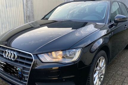 Audi A3 189.000 km 11.650 &euro; Düsseldorf 40231