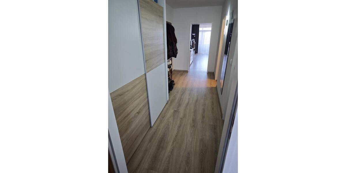 Terrassenwohnung Neuss - 2 Zimmer, 80 m&sup2;, 1.100&euro; | Angebot:25764221
