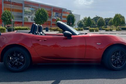 Mazda MX-5 19.100 km 19.999 &euro; Neuss 41468