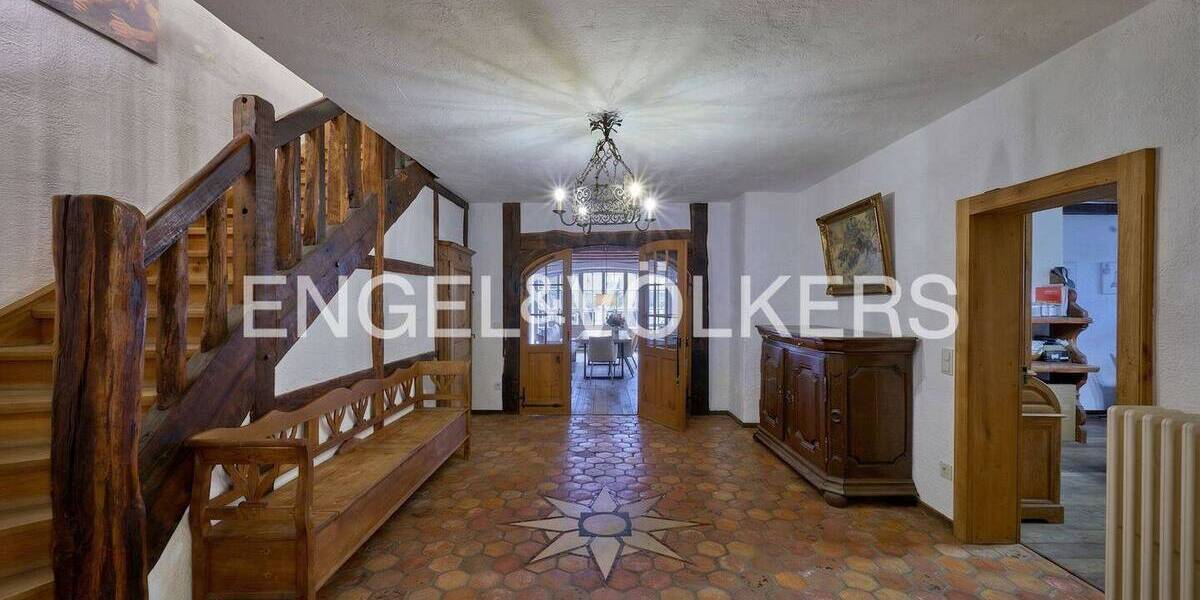 Einfamilienhaus Tönisvorst Vorst - 8 Zimmer, 644 m&sup2;, 3.250.000&euro; | Angebot:26894890
