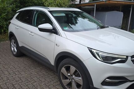Opel Grandland (X) 151.000 km 13.000 &euro; Oberhausen 46149