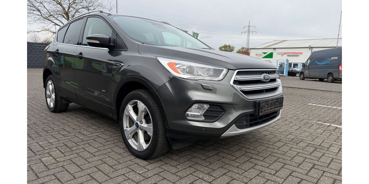 Ford Kuga 140.000 km 11.900 &euro; Neuss 41462