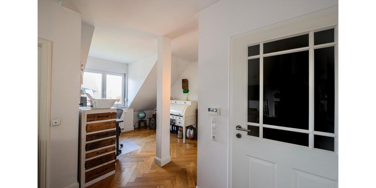 Maisonettenwohnung Düsseldorf Heerdt - 3.5 Zimmer, 110 m&sup2;, 878.000&euro; | Angebot:25046960