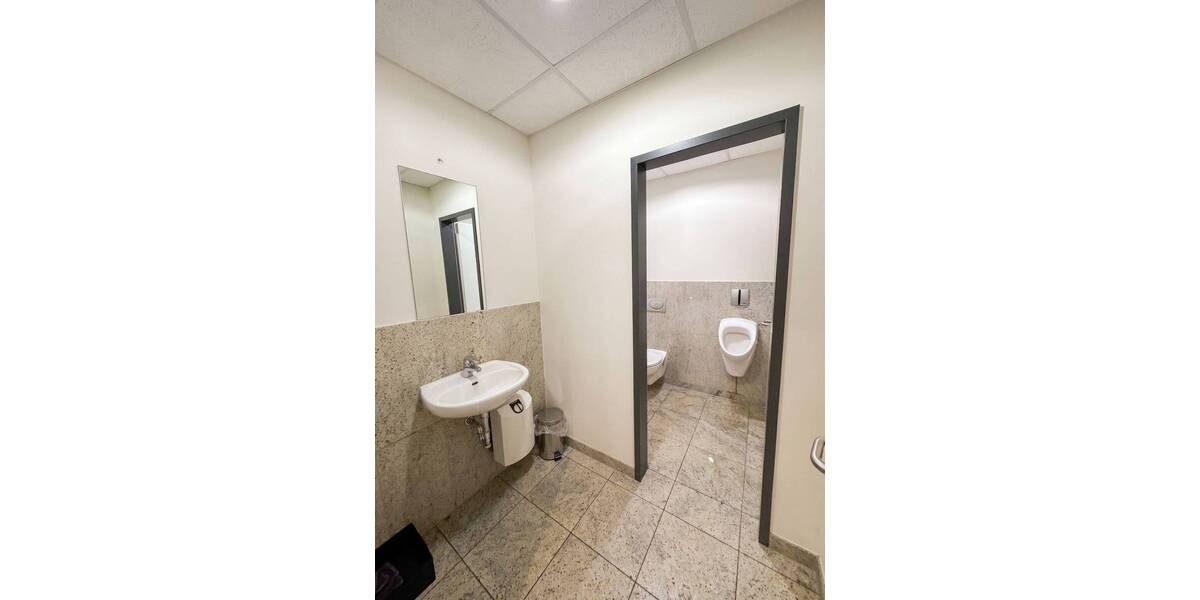 Gewerbeobjekt Willich Wekeln - 4 Zimmer, 190 m&sup2;, 1.899&euro; | Angebot:26554256