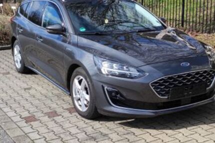 Ford Focus 69.000 km 15.199 &euro; Düsseldorf 40468