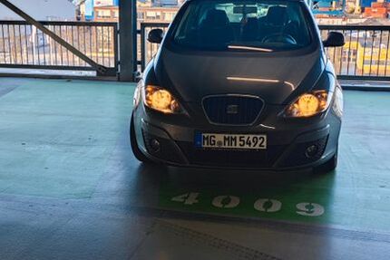 Seat Altea 198.325 km 4.100 &euro; Mönchengladbach 41066