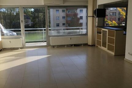 Helle 4 ZKB mit EBK, 2 Balkonen, Tageslichtbad, Tiefgaragenstellp 4 zimmer