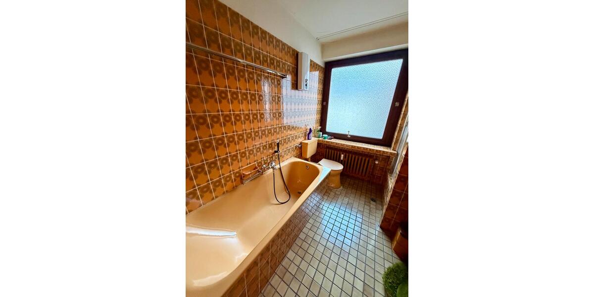 Großzügige 4-Zimmer-Wohnung in zentraler Lage von Velbert-Neviges 4 zimmer