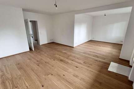 Wohnung Düsseldorf Lörick - 3 Zimmer, 83 m&sup2;, 1.395&euro; | Angebot:26460486