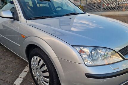 Ford Mondeo 127.000 km 3.650 € Pulheim 50259