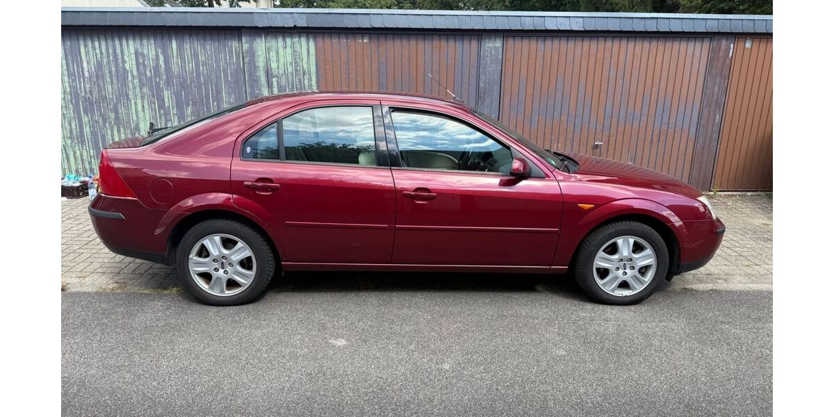 Ford Mondeo 295.000 km 1.800 &euro; Köln 50667