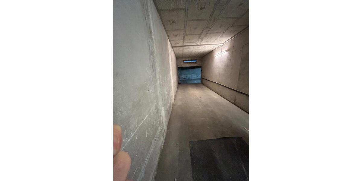 Garagen / Stellplätze Düsseldorf Oberbilk - 35&euro; | Angebot:24309890