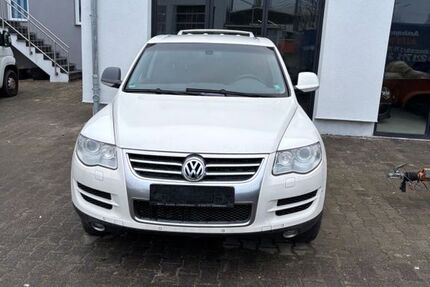 VW Touareg 234.500 km 9.800 &euro; Leverkusen 51381