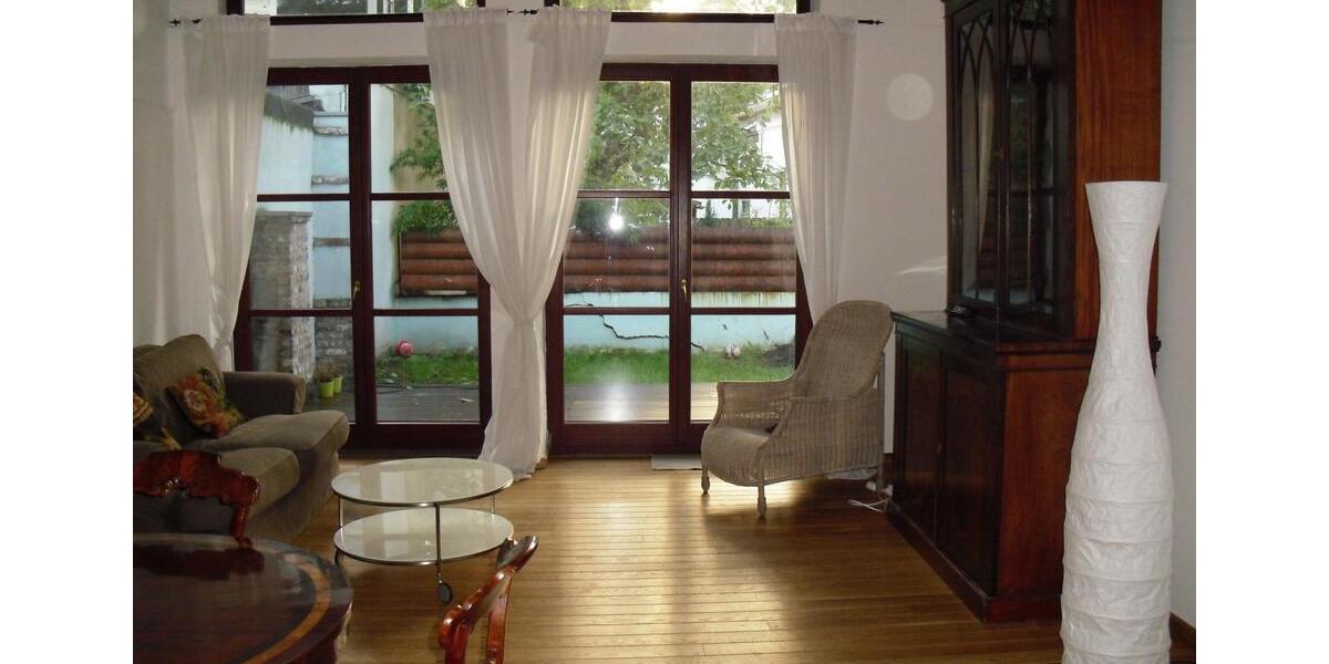 Freistehendes Einfamilienhaus mit Garten in Düsseldorf Heerdt 4 zimmer