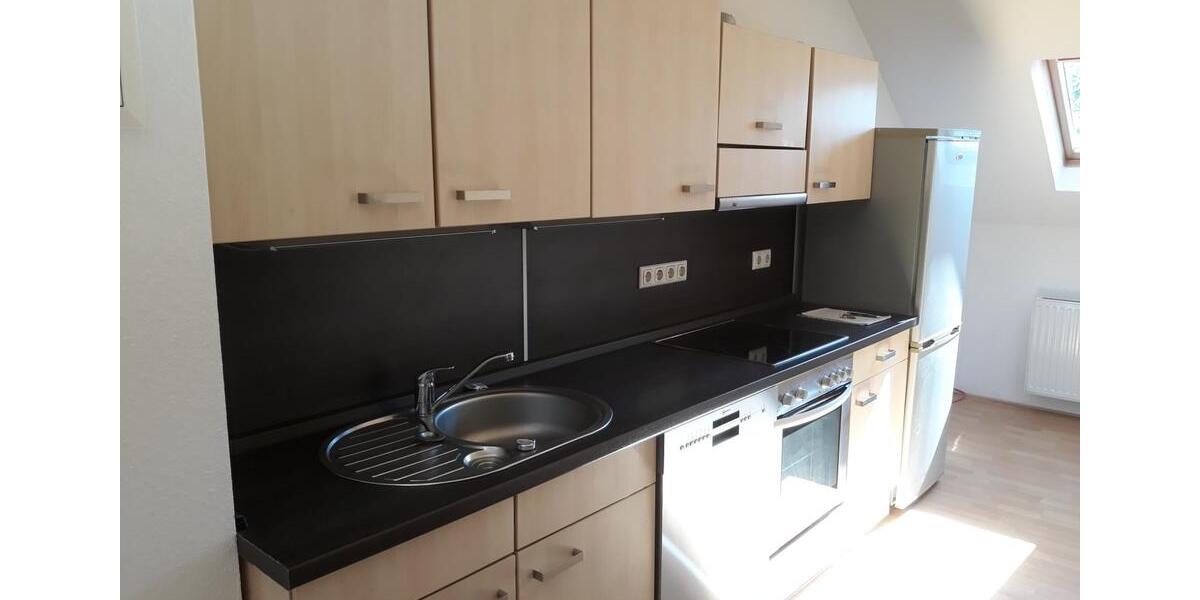 Dachgeschoßwohnung Mönchengladbach Süd - 1 Zimmer, 30 m&sup2;, 350&euro; | Angebot:25424814