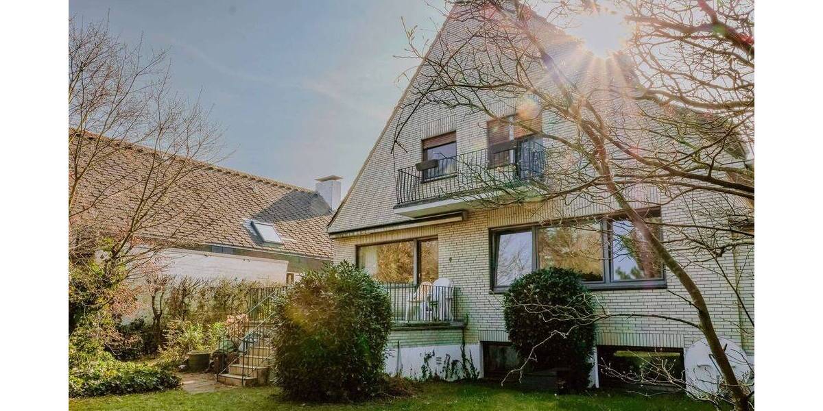 Einfamilienhaus Düsseldorf Wittlaer - 9 Zimmer, 264 m&sup2;, 1.190.000&euro; | Angebot:26815926